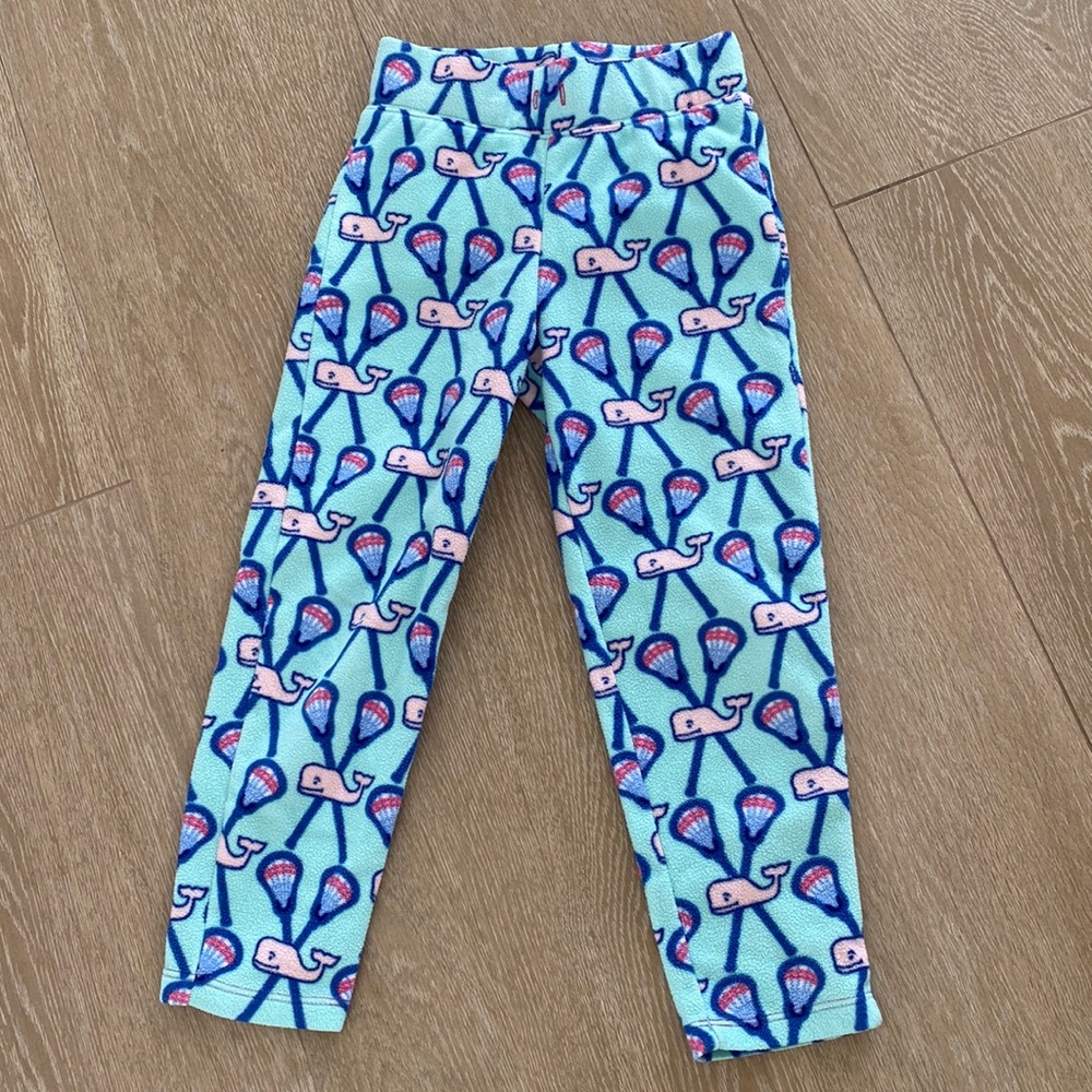 Vineyard Vines fleece whale design pants, size XS (5-6)